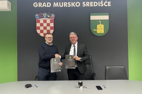 dražen Srpak potpisivanje ugovora dražen Srpak potpisivanje ugovora