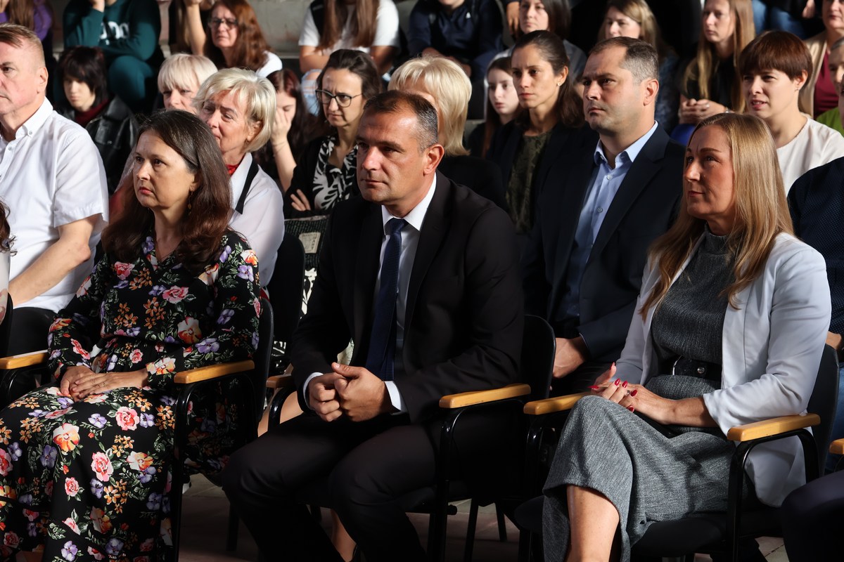 Gospodarska škola Čakovec Gospodarska škola Čakovec