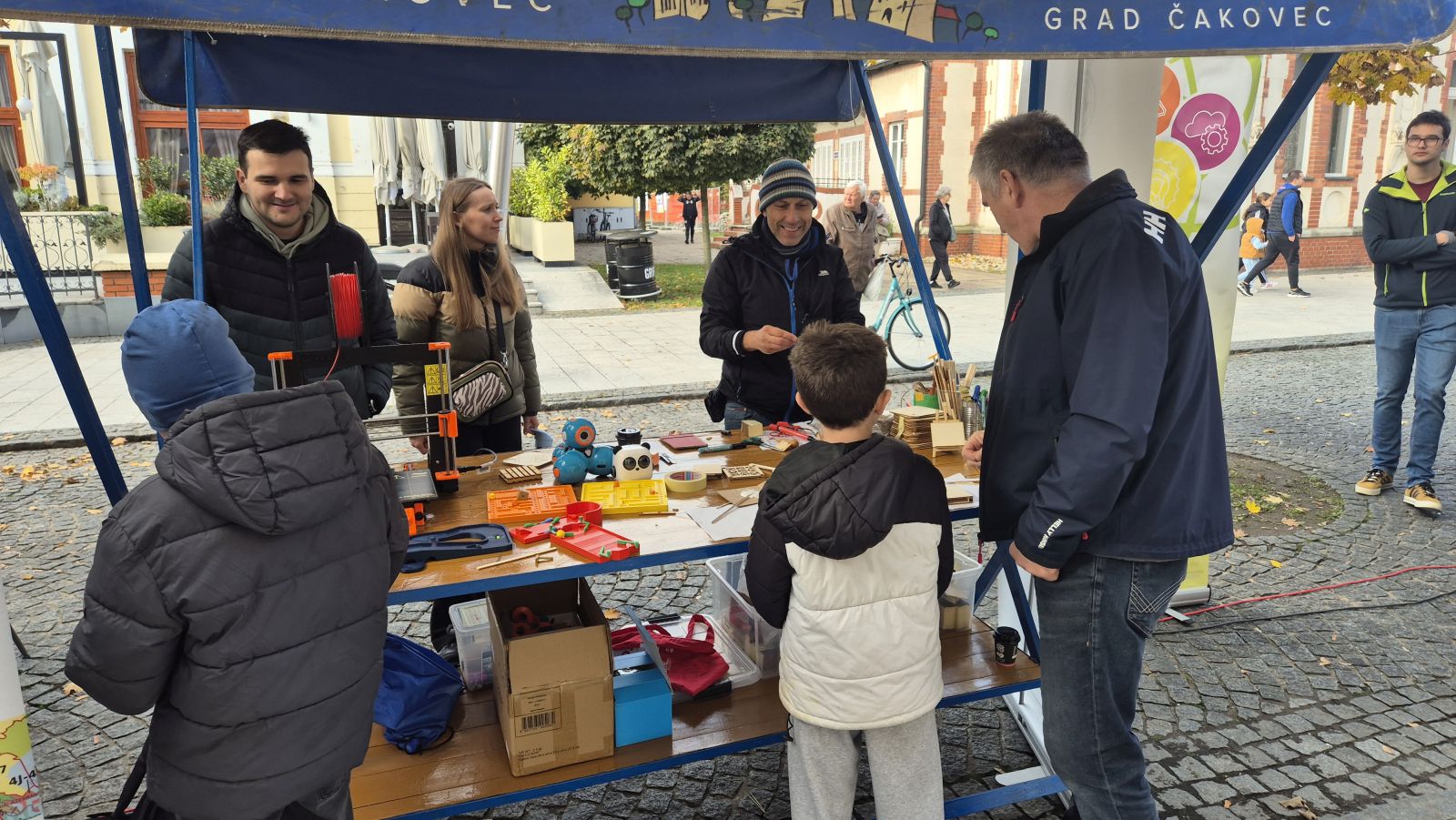 INOVACIJE NA TRGU Čakovec oduševio tehnički spektakl Udruge MIS (4)