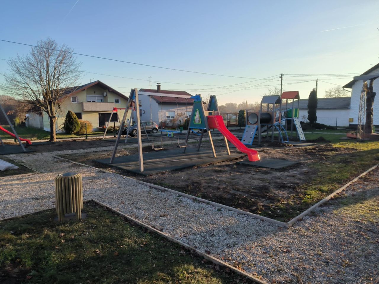 INVESTICIJE Mali Mihaljevec dobio sigurniju stanicu i moderno igralište (1)