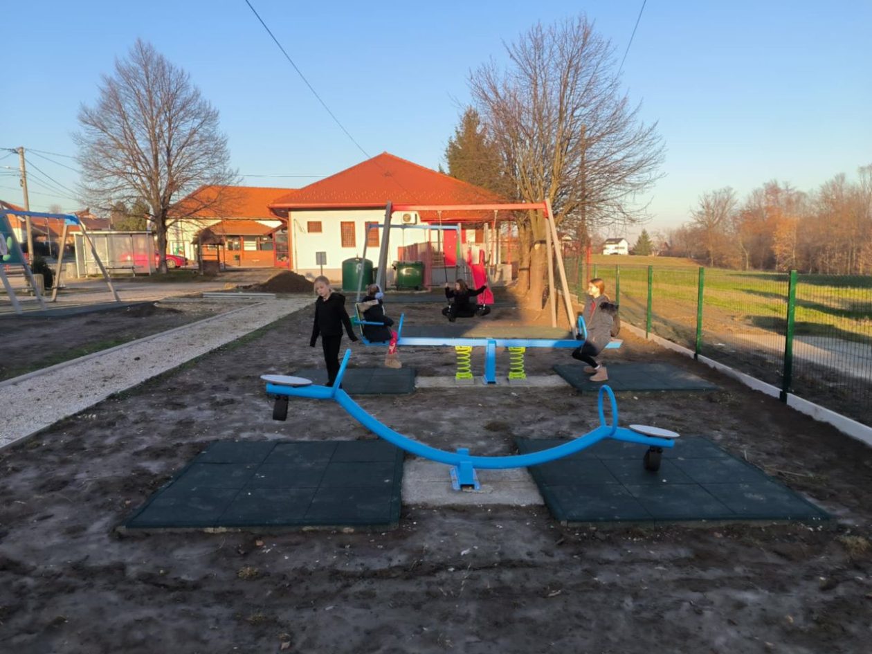 INVESTICIJE Mali Mihaljevec dobio sigurniju stanicu i moderno igralište (5)
