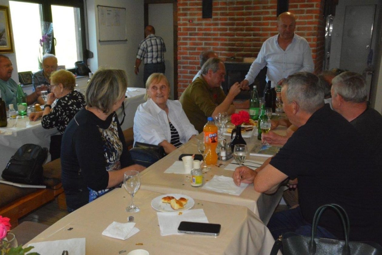 IVAN ĐOĐ U Donjoj Dubravi proslavio 80. rođendan okružen obitelji i prijateljima (11)