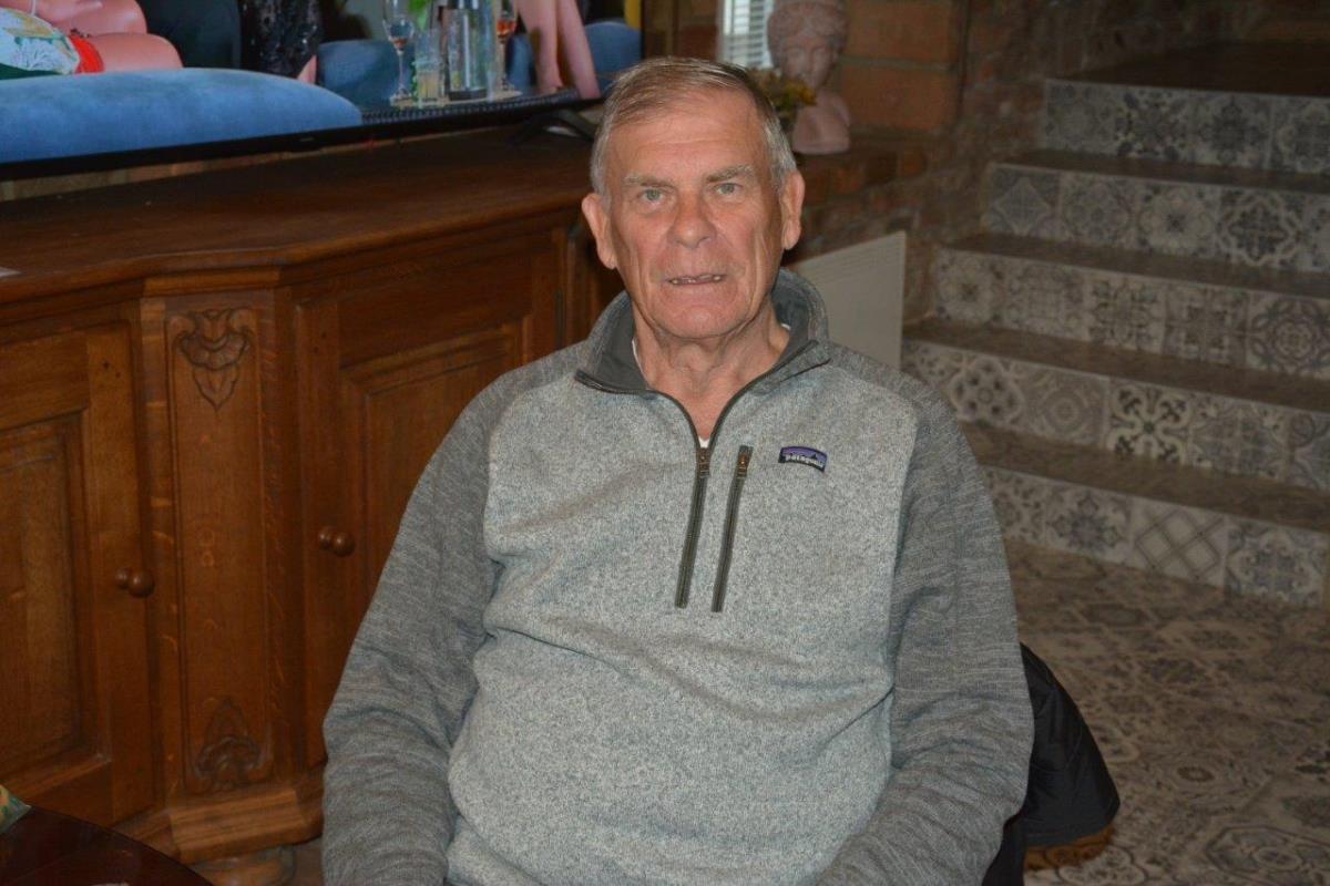 IVAN NOVAK (7) IVAN NOVAK (7)