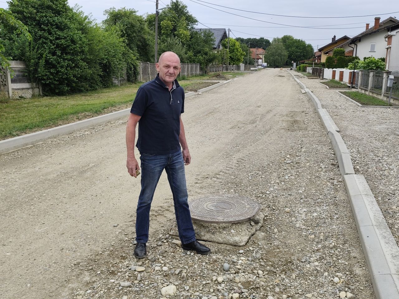 IVANOVEC Neoznačeni šahtovi potencijalni su recept za tragediju (1) IVANOVEC Neoznačeni šahtovi potencijalni su recept za tragediju (1)