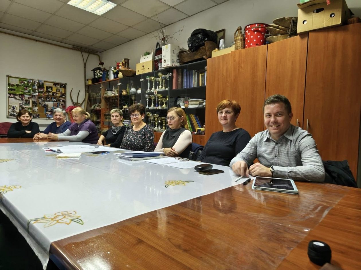 IZBORNA SKUPŠTINA Udruga Turen predstavila bogat rad i izabrala novo vodstvo (3) IZBORNA SKUPŠTINA Udruga Turen predstavila bogat rad i izabrala novo vodstvo (3)