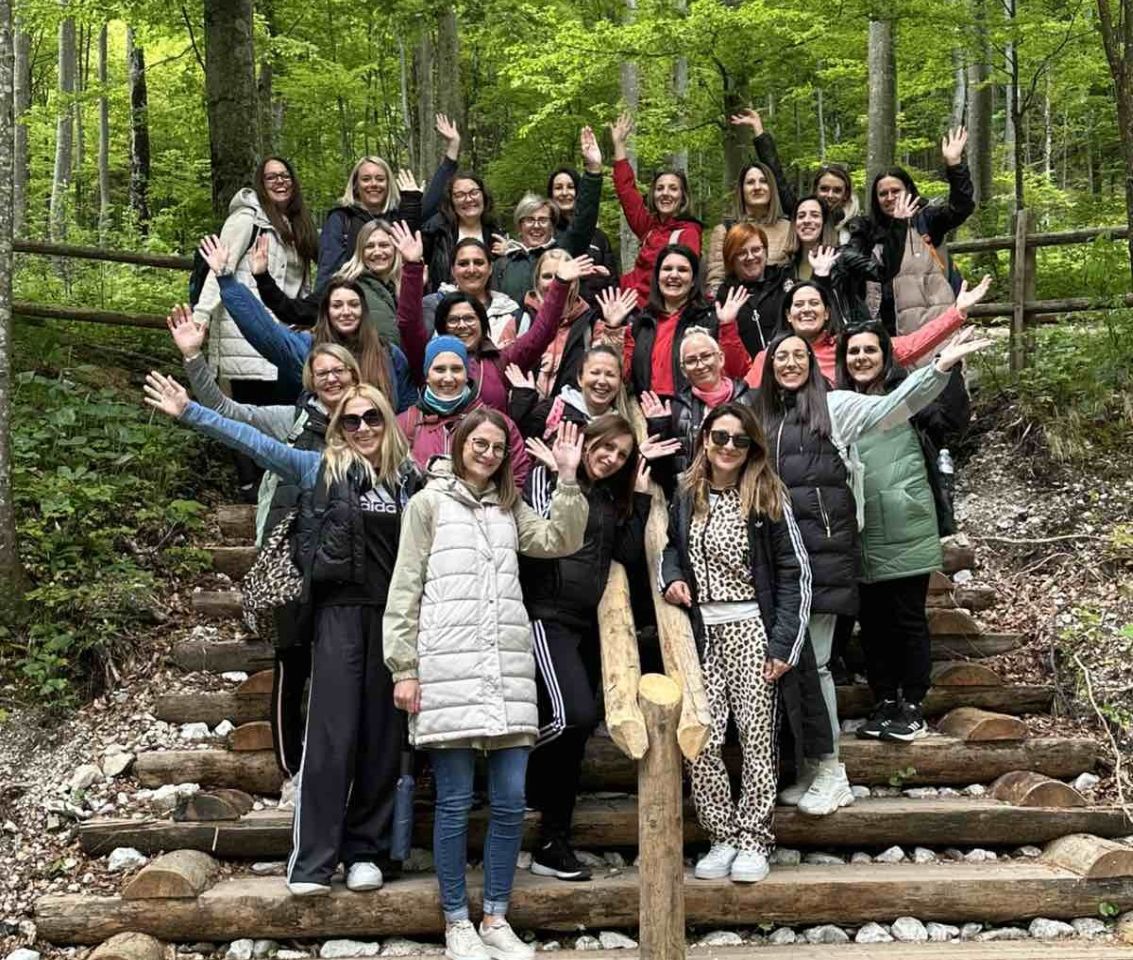 IZLET ZA PAMĆENJE Mališani iz ‘Smješka’ proslavili Dan žena i Majčin dan u Logarskoj dolini (2)