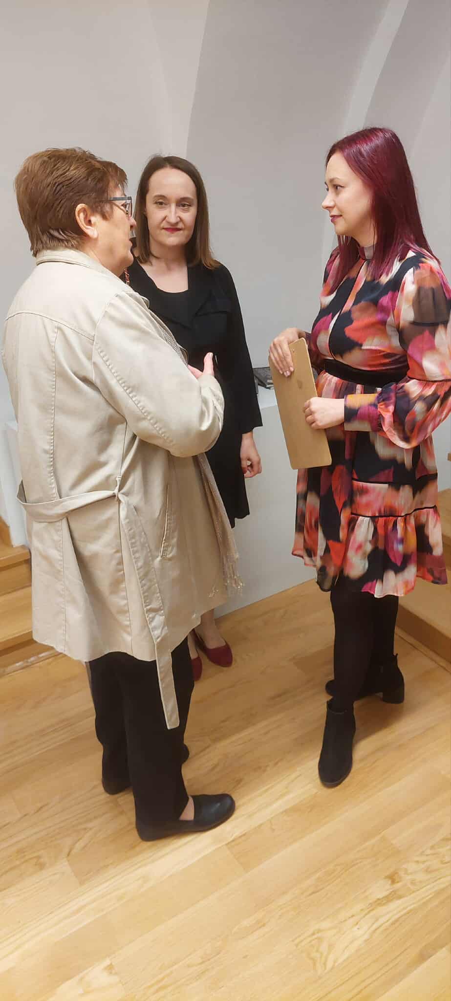 IZLOZBA KUNTARIC POZEGA (6)