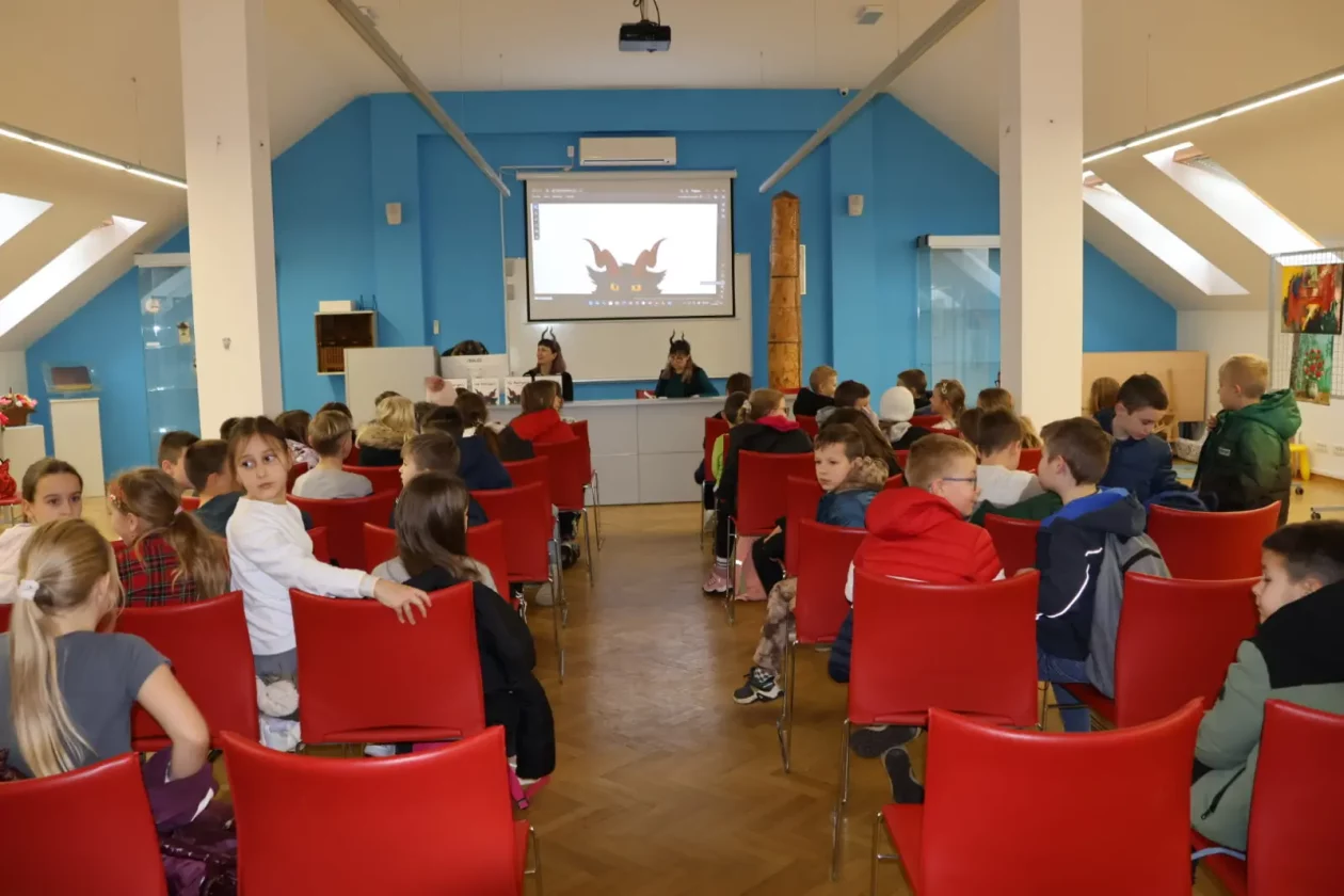 Ide Krampus, krampus, sveti nikola, prelog, KIČ Prelog, slikovnica, 5.12.2025 (12)