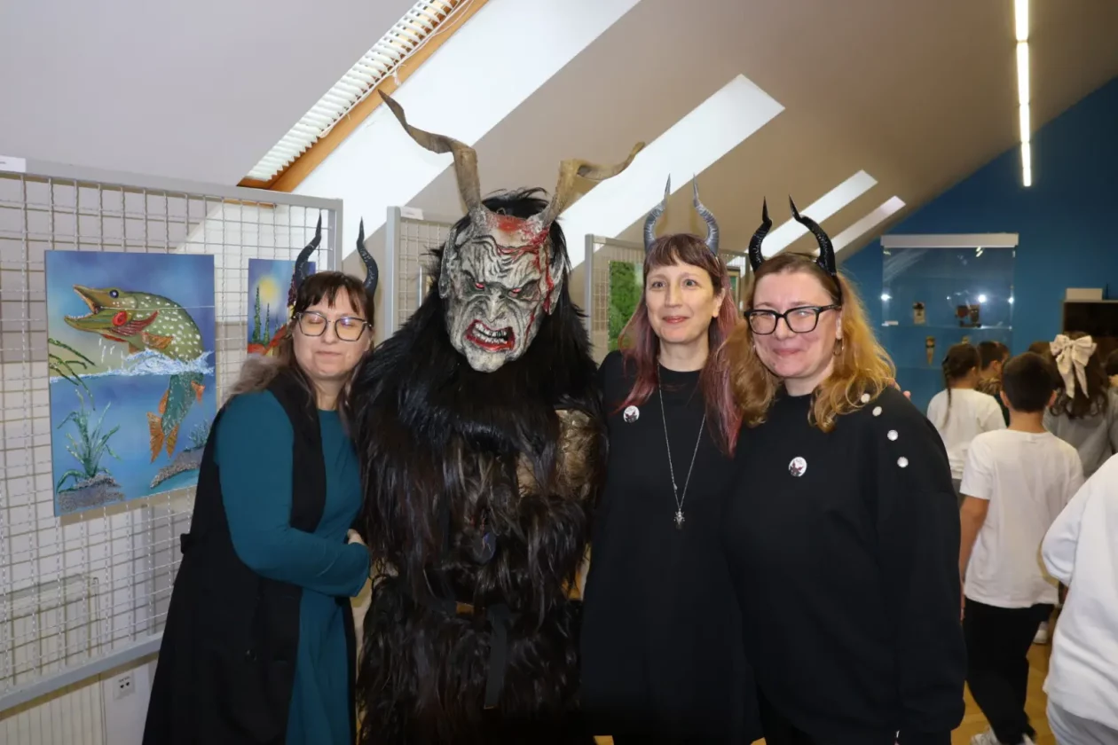 Ide Krampus, krampus, sveti nikola, prelog, KIČ Prelog, slikovnica, 5.12.2025 (43)