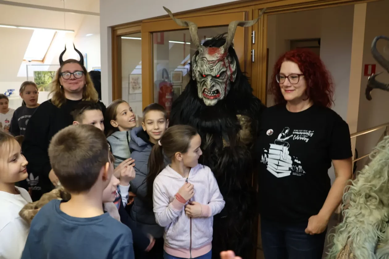 Ide Krampus, krampus, sveti nikola, prelog, KIČ Prelog, slikovnica, 5.12.2025 (47)
