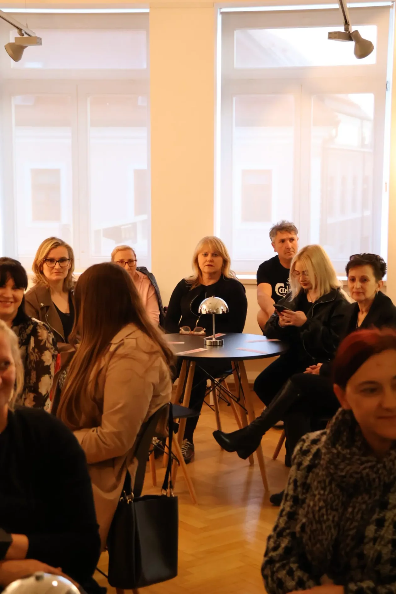 Inna Moore, Noć knjige, Prelog (10)