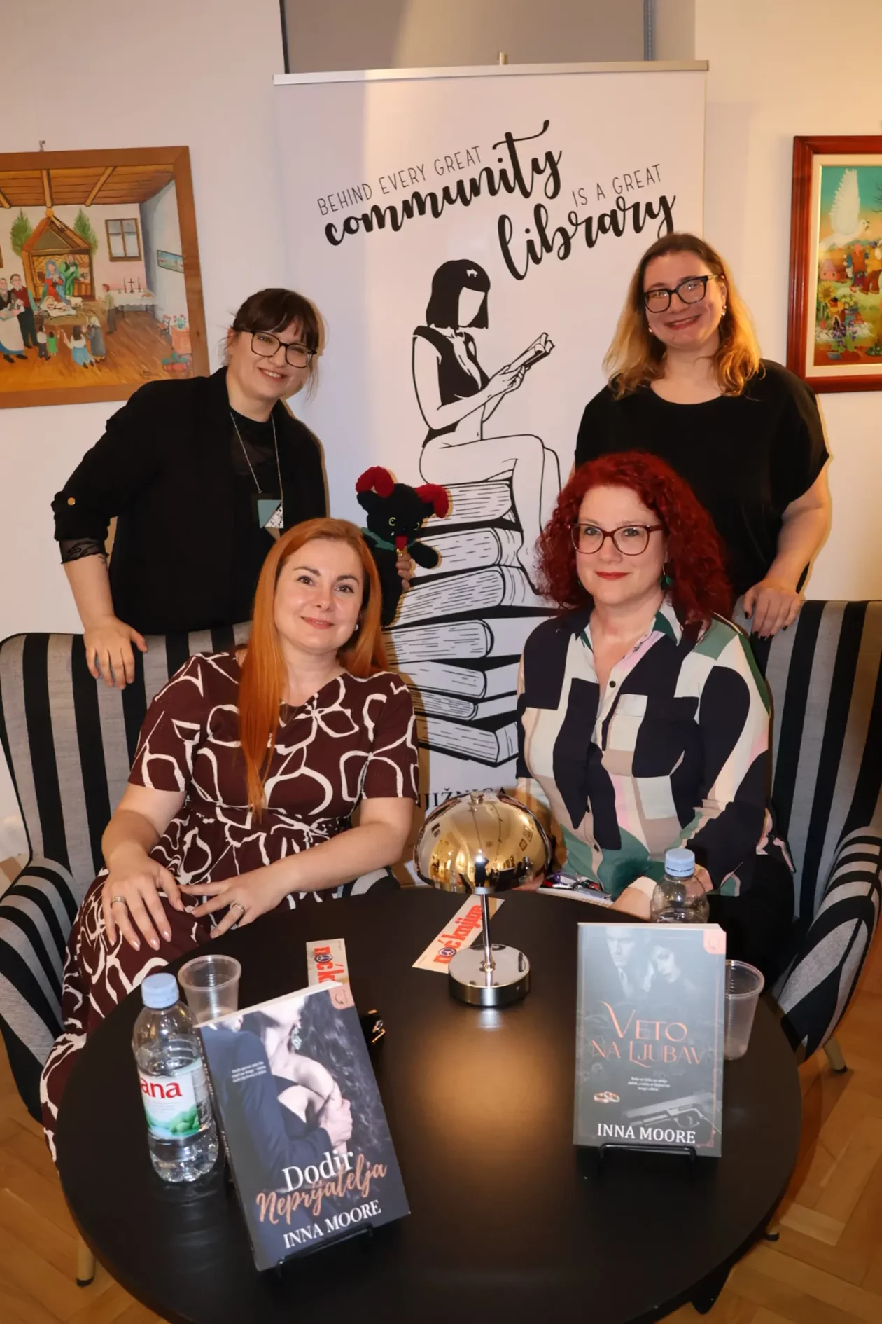 Inna Moore, Noć knjige, Prelog (33)