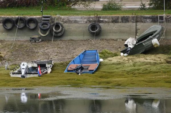 Ispražnjeno najveće umjetno jezero u Hrvatskoj (5)