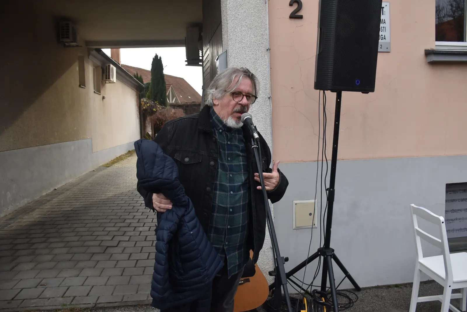 Ivan Glavina, Daniel Hampamer Kiga (8) Ivan Glavina, Daniel Hampamer Kiga (8)