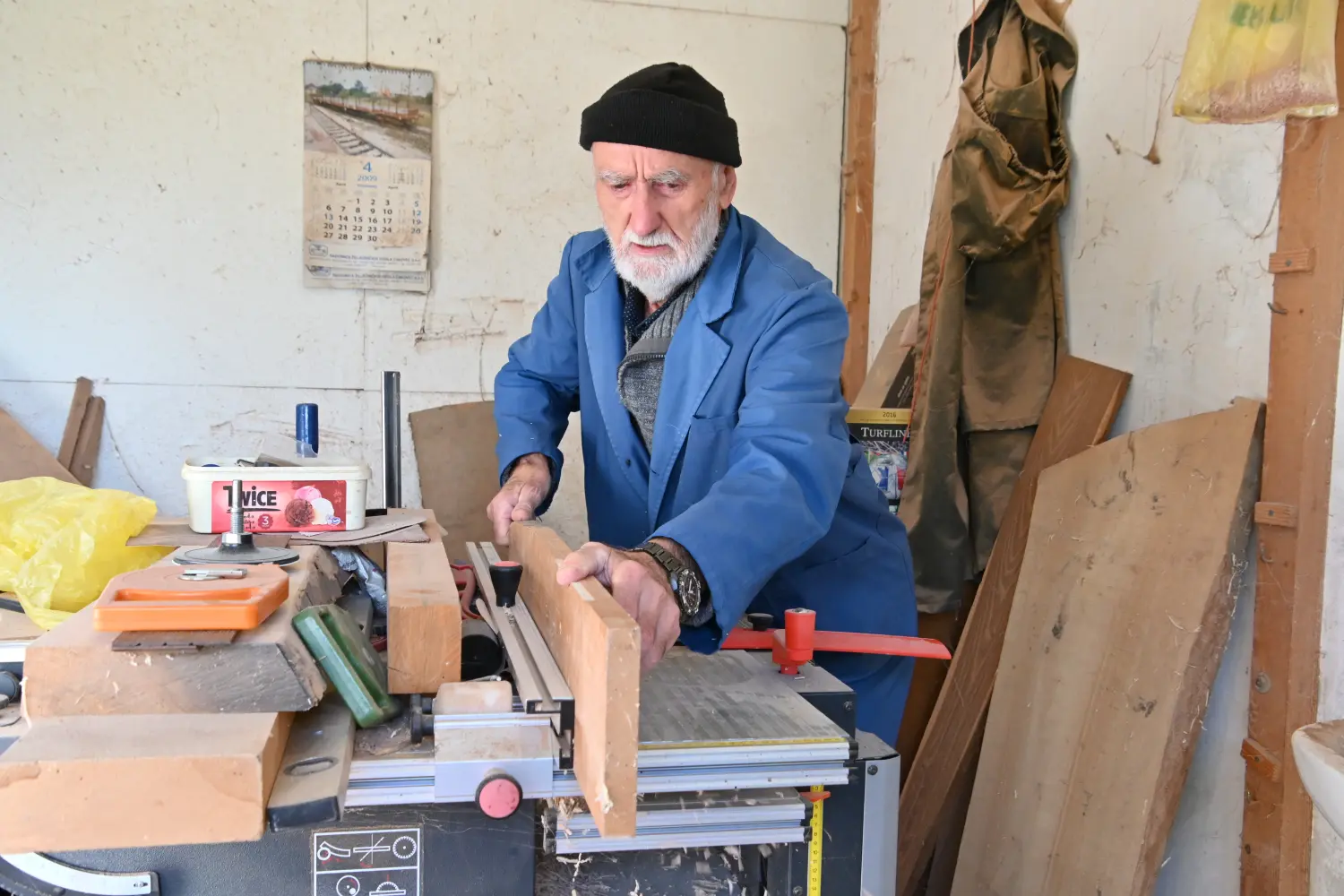 Ivan Hamer, Strahoninec, Hamer box (3) Ivan Hamer, Strahoninec, Hamer box (3)