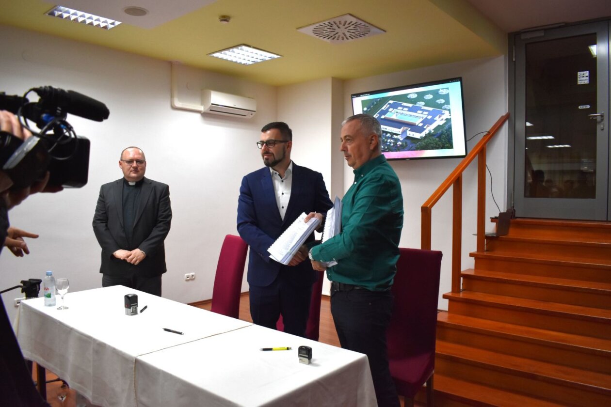 Ivan Herceg, Nikola Novak i direktor Hidroinga Danijel Risek (1)