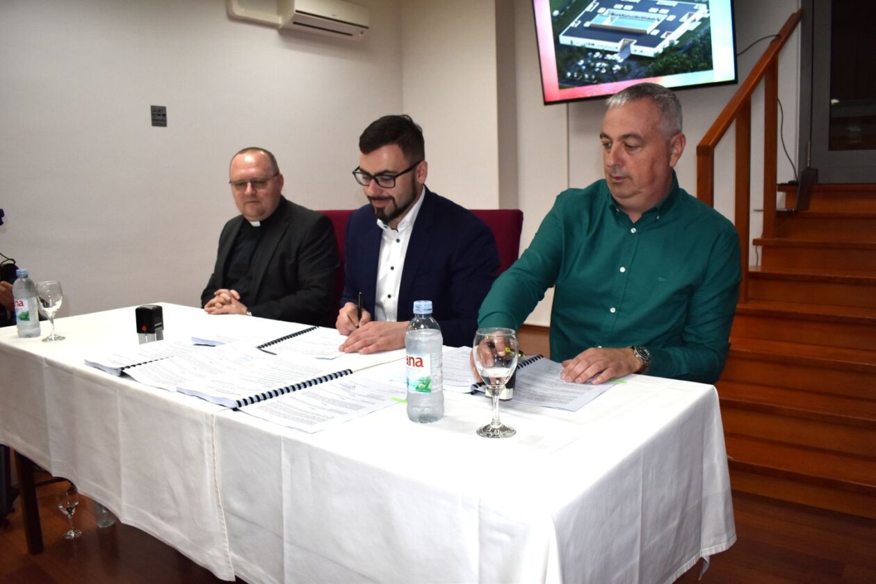 Ivan Herceg, Nikola Novak i direktor Hidroinga Danijel Risek (1)