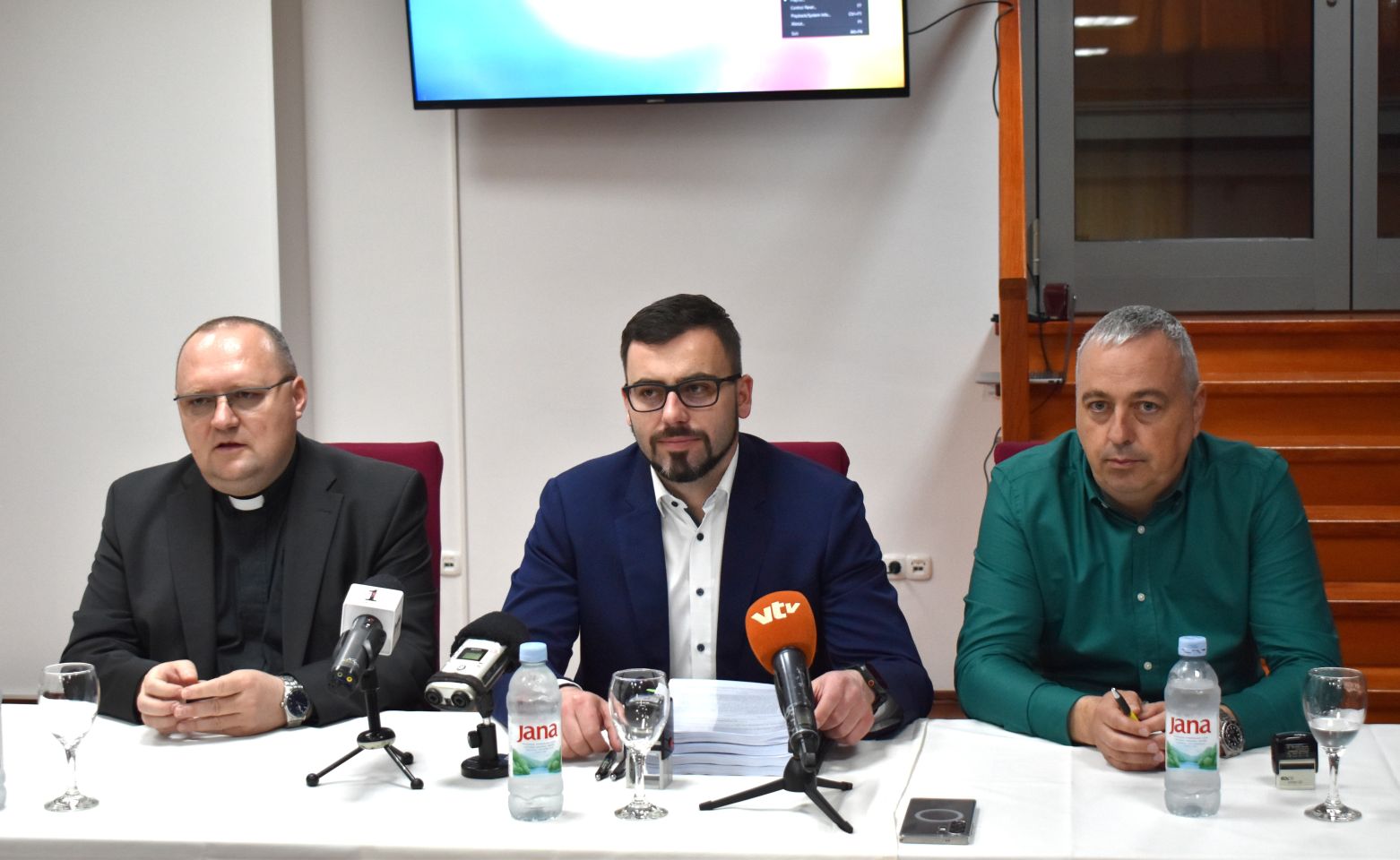 Ivan Herceg, Nikola Novak i direktor Hidroinga Danijel Risek (3) Ivan Herceg, Nikola Novak i direktor Hidroinga Danijel Risek (1)