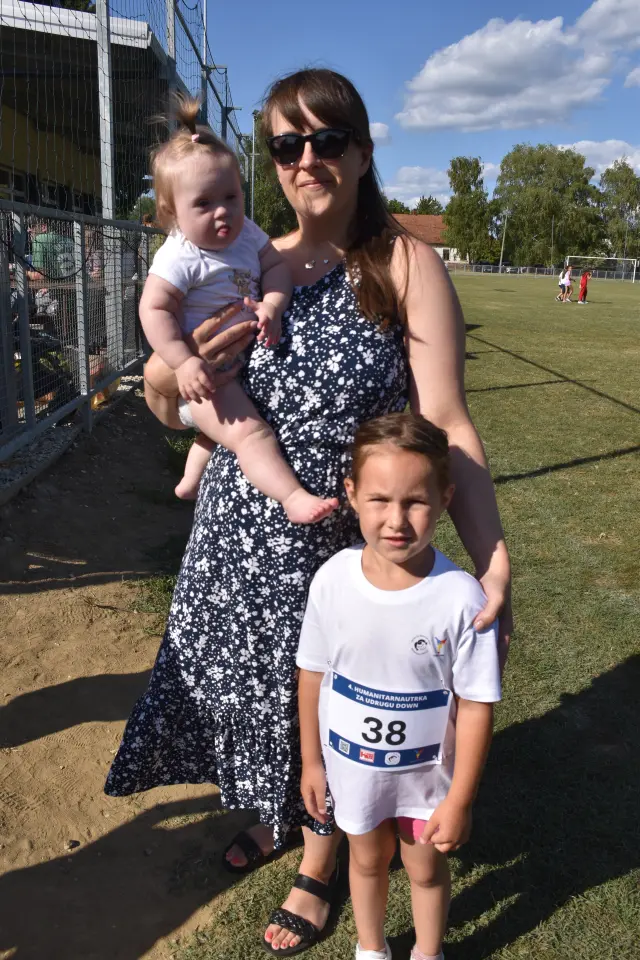 Ivana Kelner Tkalčec, Dora Emily (2)