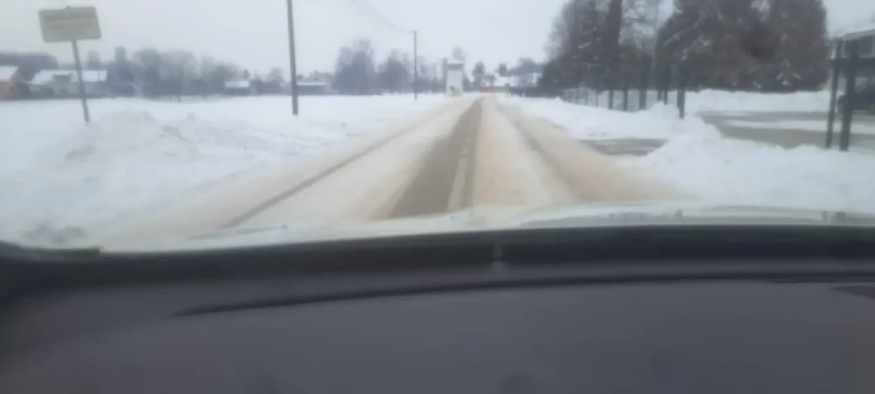 Ivanovec cesta led snijeg (8) Ivanovec cesta led snijeg (8)