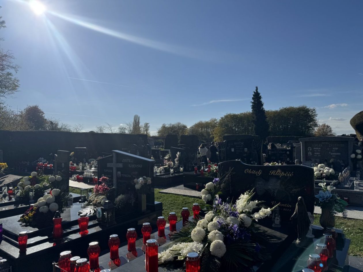 Ivanovec groblje 2025 (3) Ivanovec groblje 2025 (3)