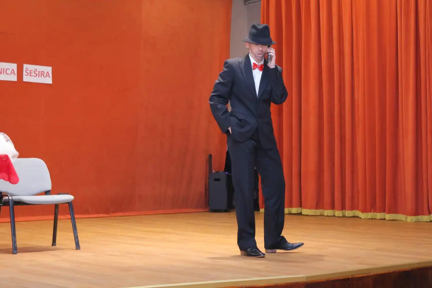 Ivanovec u blagdanskom duhu Dječja predstava i veseli susret s Djedovima Mrazovima (4)