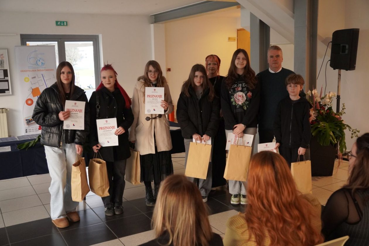 Izložba Graditeljska škola Čakovec (19) Izložba Graditeljska škola Čakovec (19)