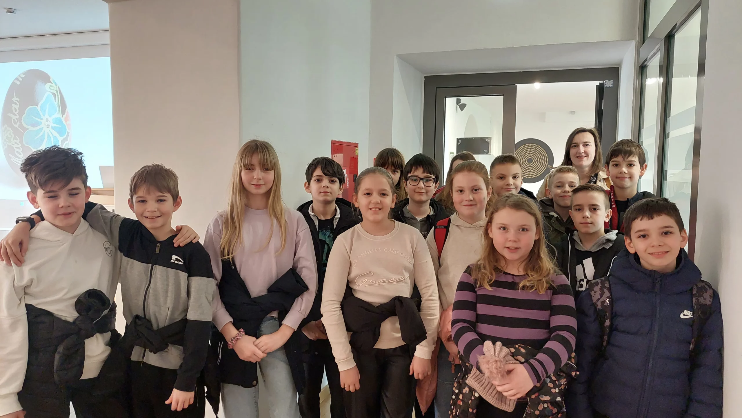 Izložba črna pisanica (8) Izložba črna pisanica (8)