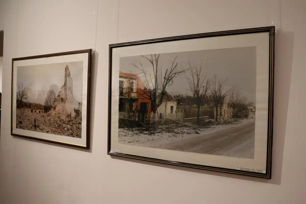 Izložba ratne fotografije riznica međimurja (8) Izložba ratne fotografije riznica međimurja (8)
