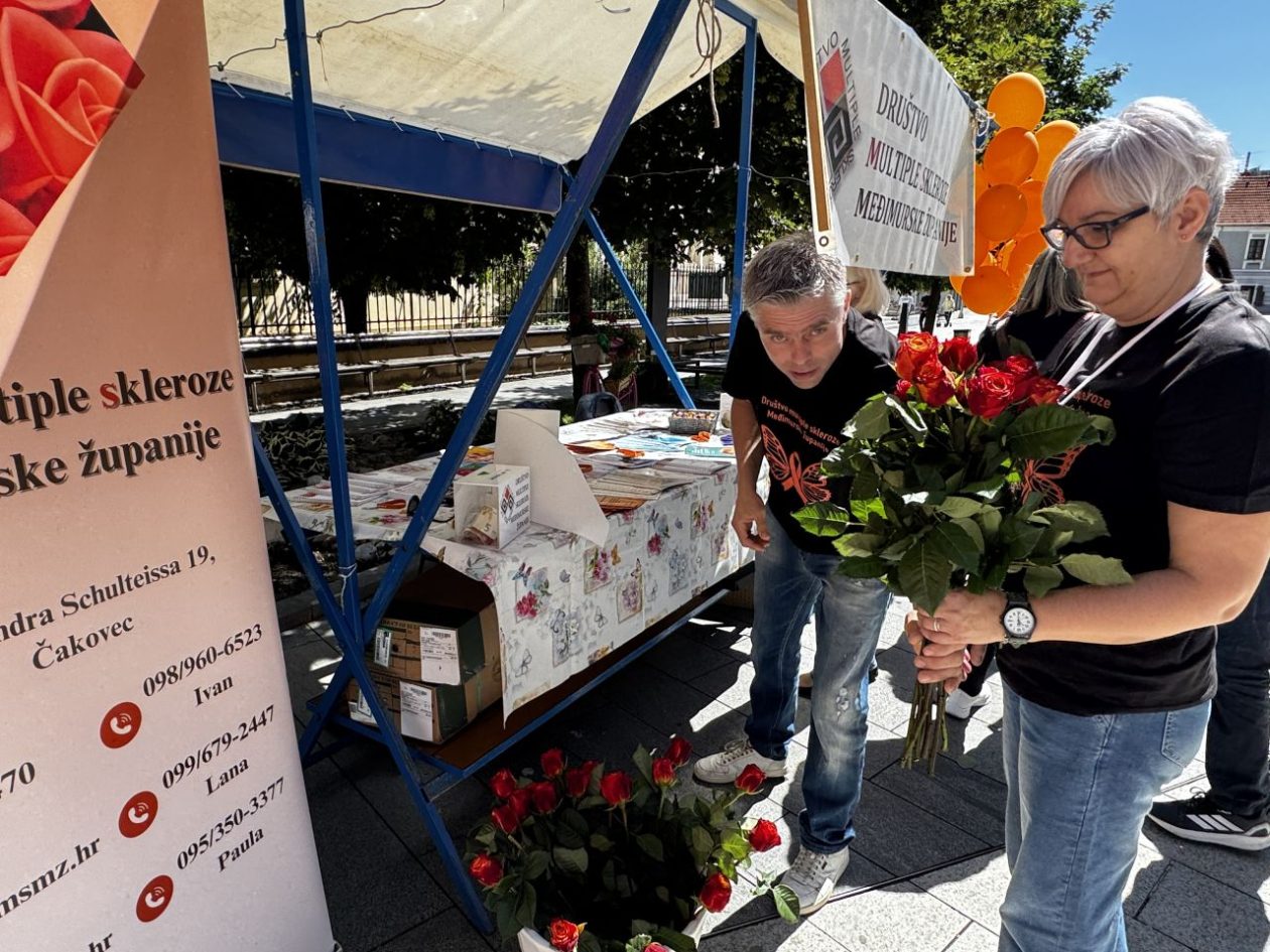 JAVNO-ZDRAVSTVENA AKCIJA Čakovec u znaku podrške oboljelima od multiple skleroze (10)
