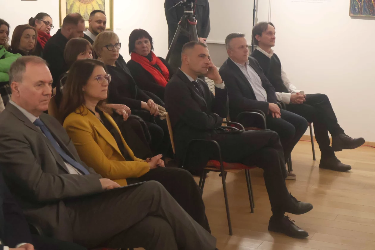 JUBILEJ UMJETNOSTI Umjetnička škola M. Magdalenić obilježila (1) JUBILEJ UMJETNOSTI Umjetnička škola M. Magdalenić obilježila (1)