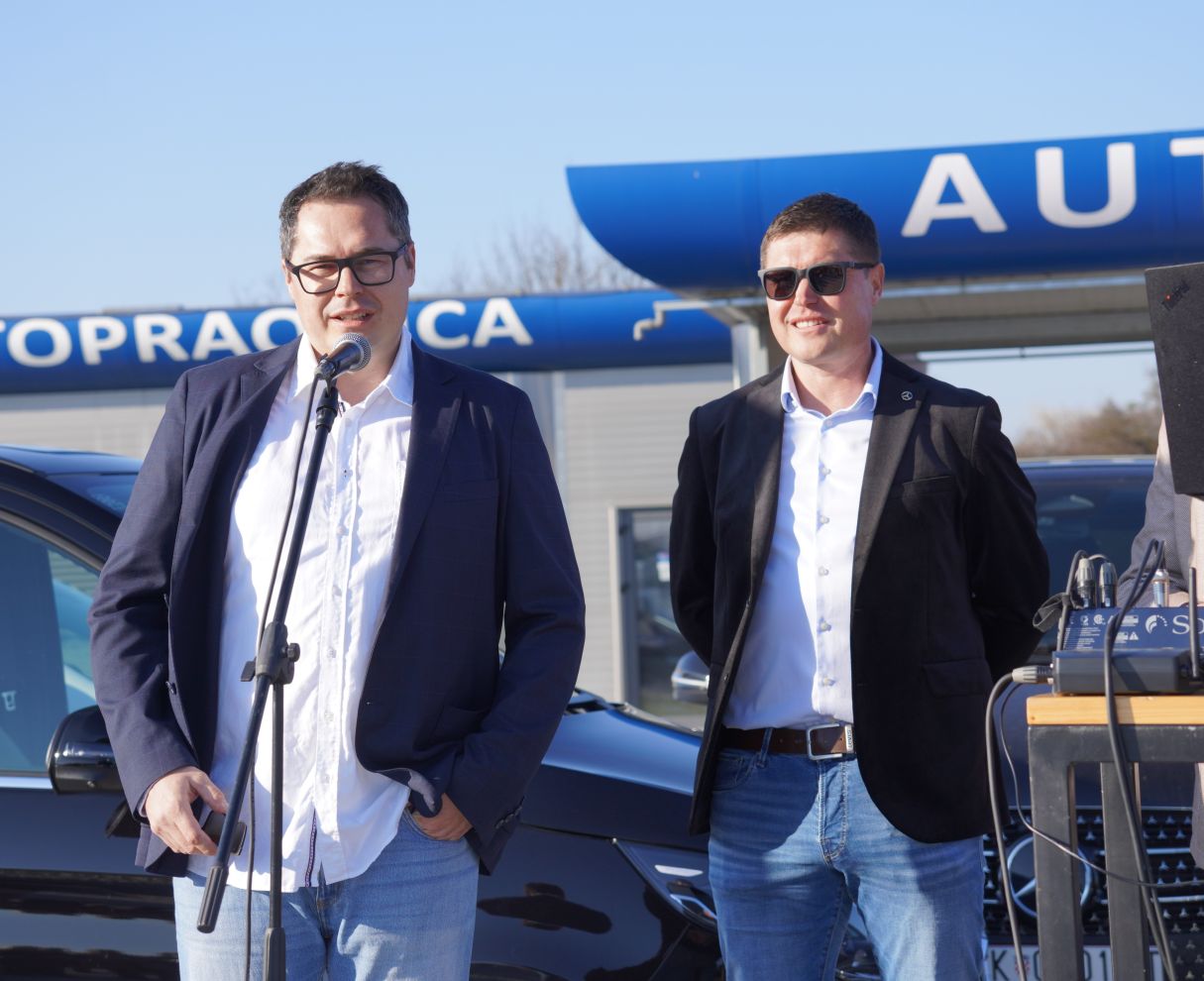 Jakopić Travel promocija vozni park (106) Jakopić Travel promocija vozni park (106)