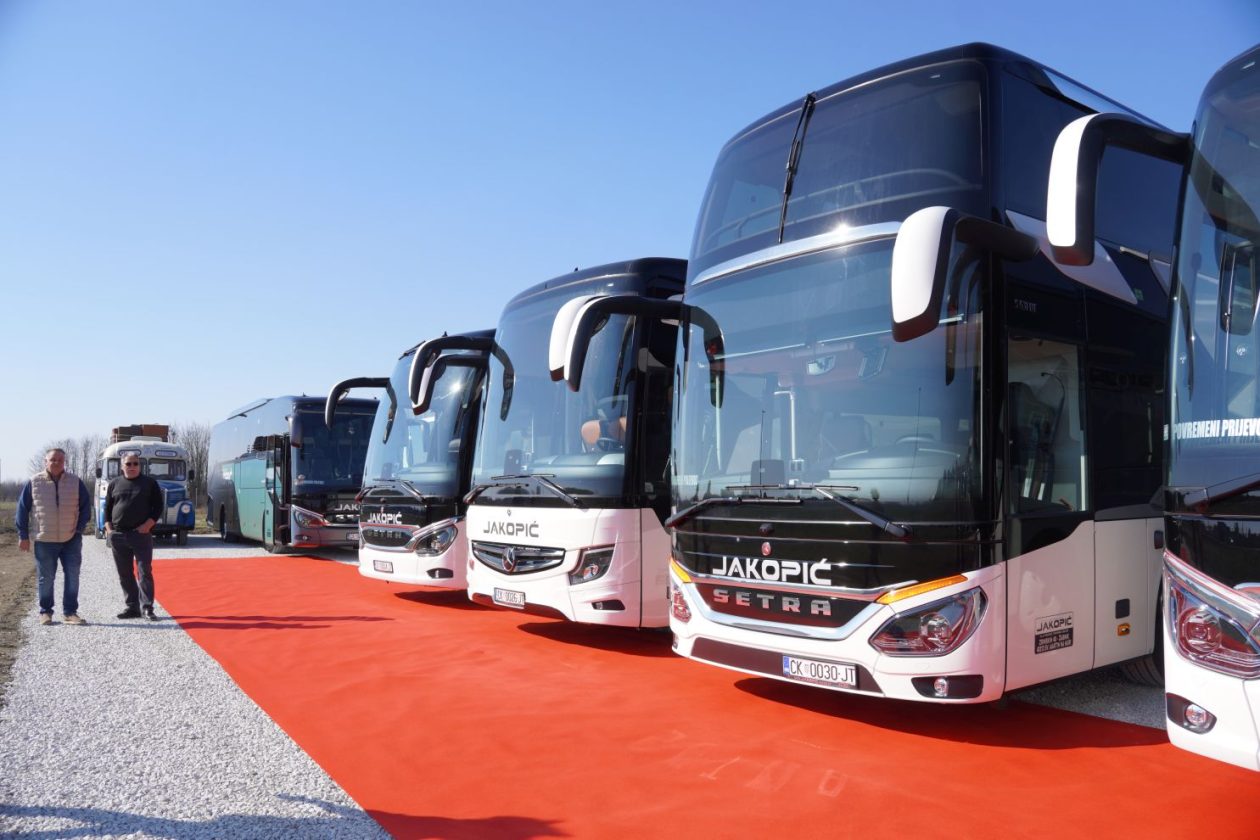 Jakopić Travel promocija vozni park (18)
