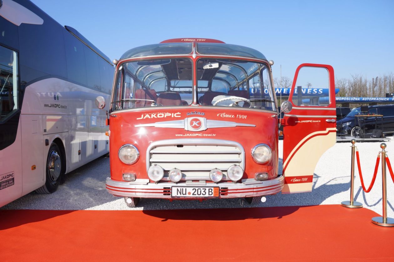 Jakopić Travel promocija vozni park (26)