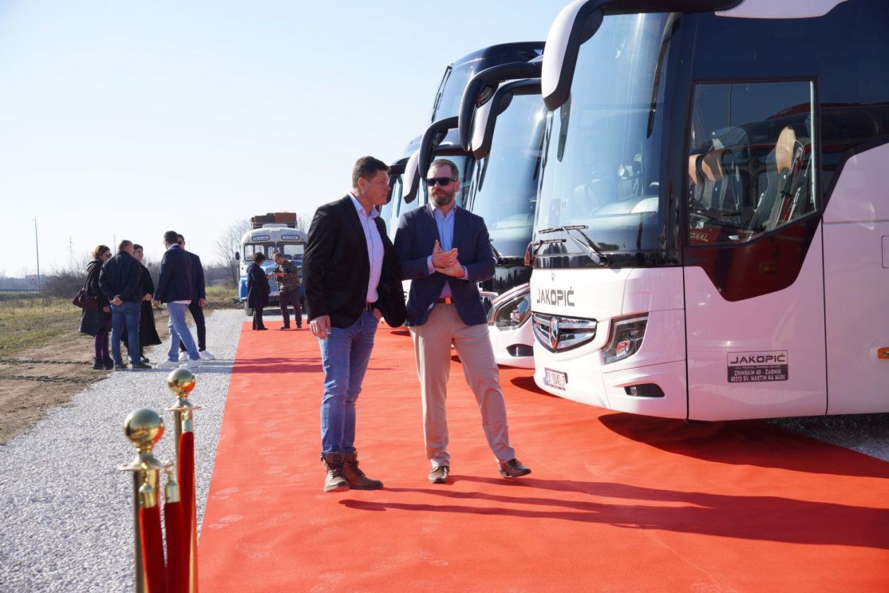 Jakopić Travel promocija vozni park (41)