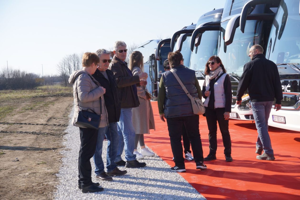 Jakopić Travel promocija vozni park (59)