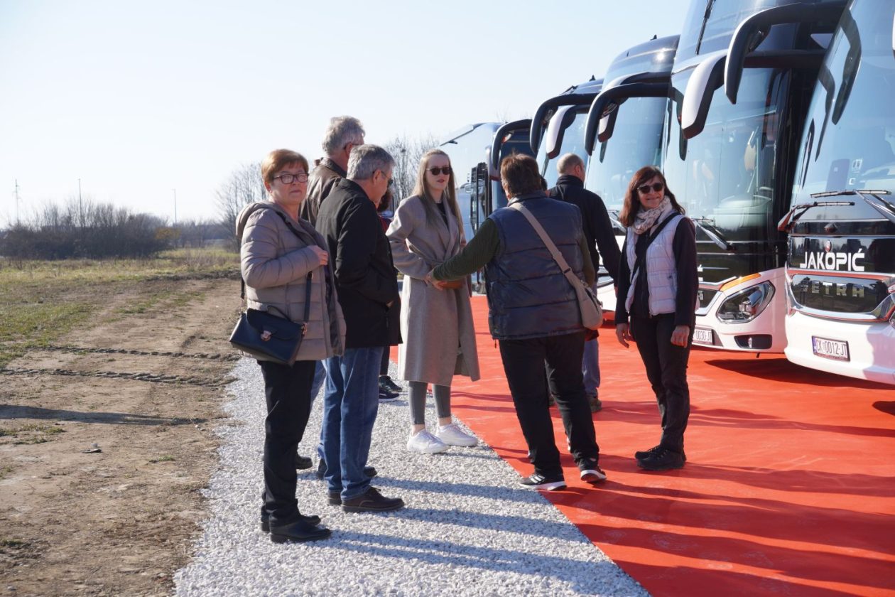 Jakopić Travel promocija vozni park (60)