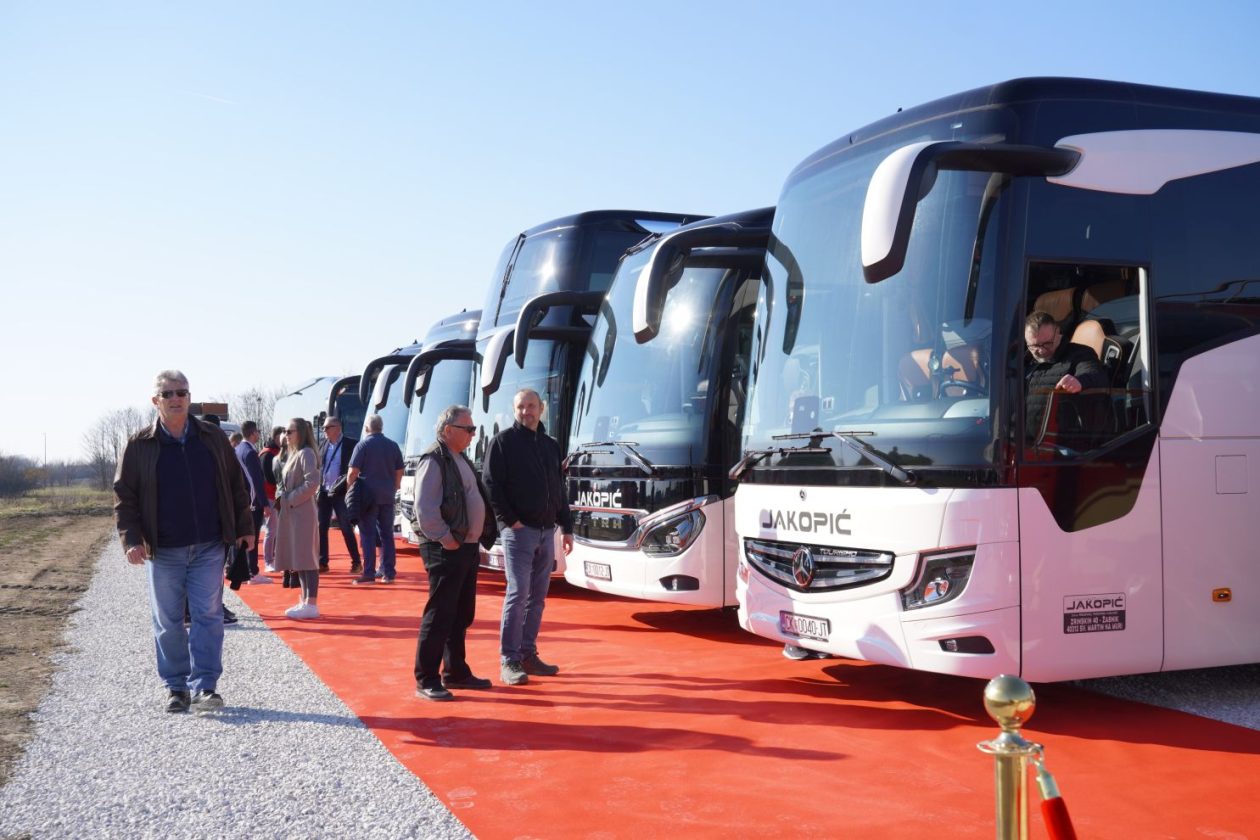 Jakopić Travel promocija vozni park (62)