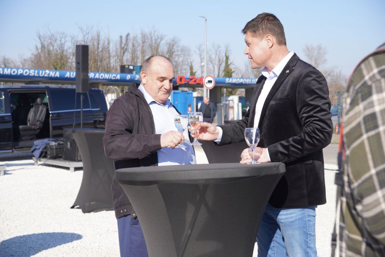 Jakopić Travel promocija vozni park (66)