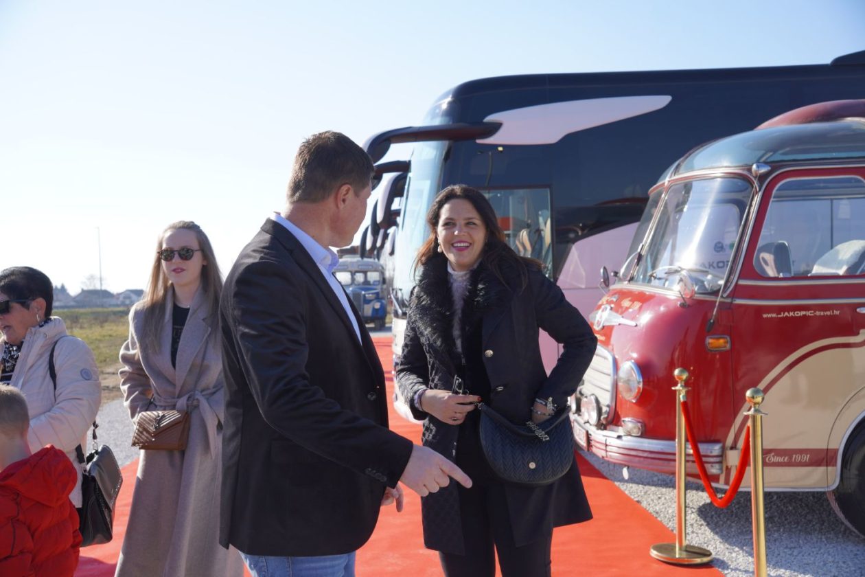 Jakopić Travel promocija vozni park (73) Jakopić Travel promocija vozni park (73)