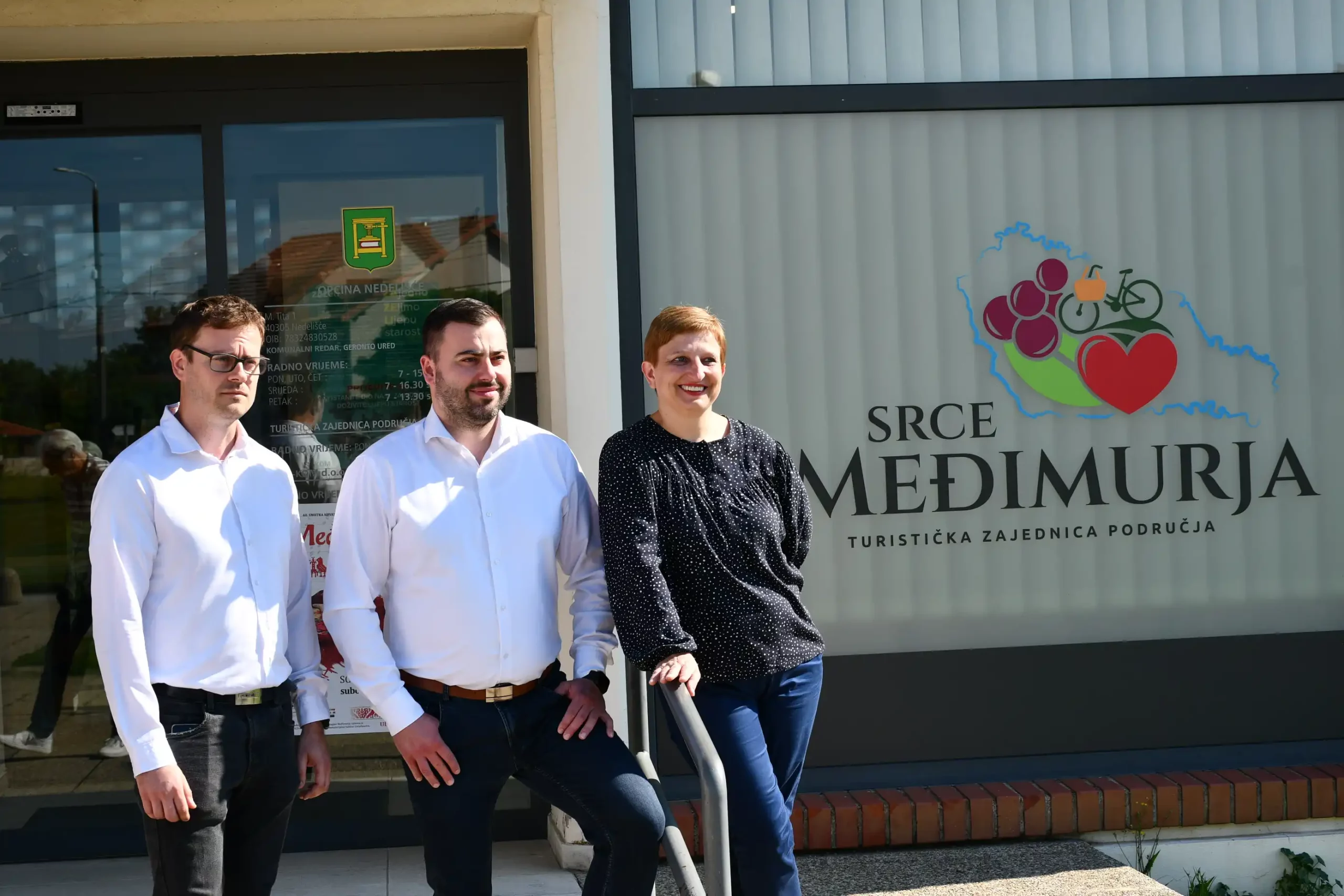 Ivica Petković, Jasna Hajdinjak i Nikola Novak (2) Ivica Petković, Jasna Hajdinjak i Nikola Novak (2)