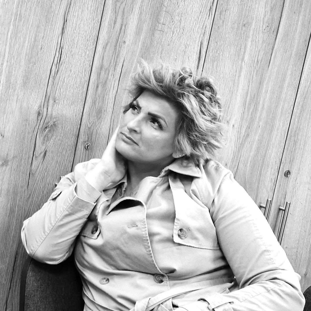 Jelena (29) Jelena (29)