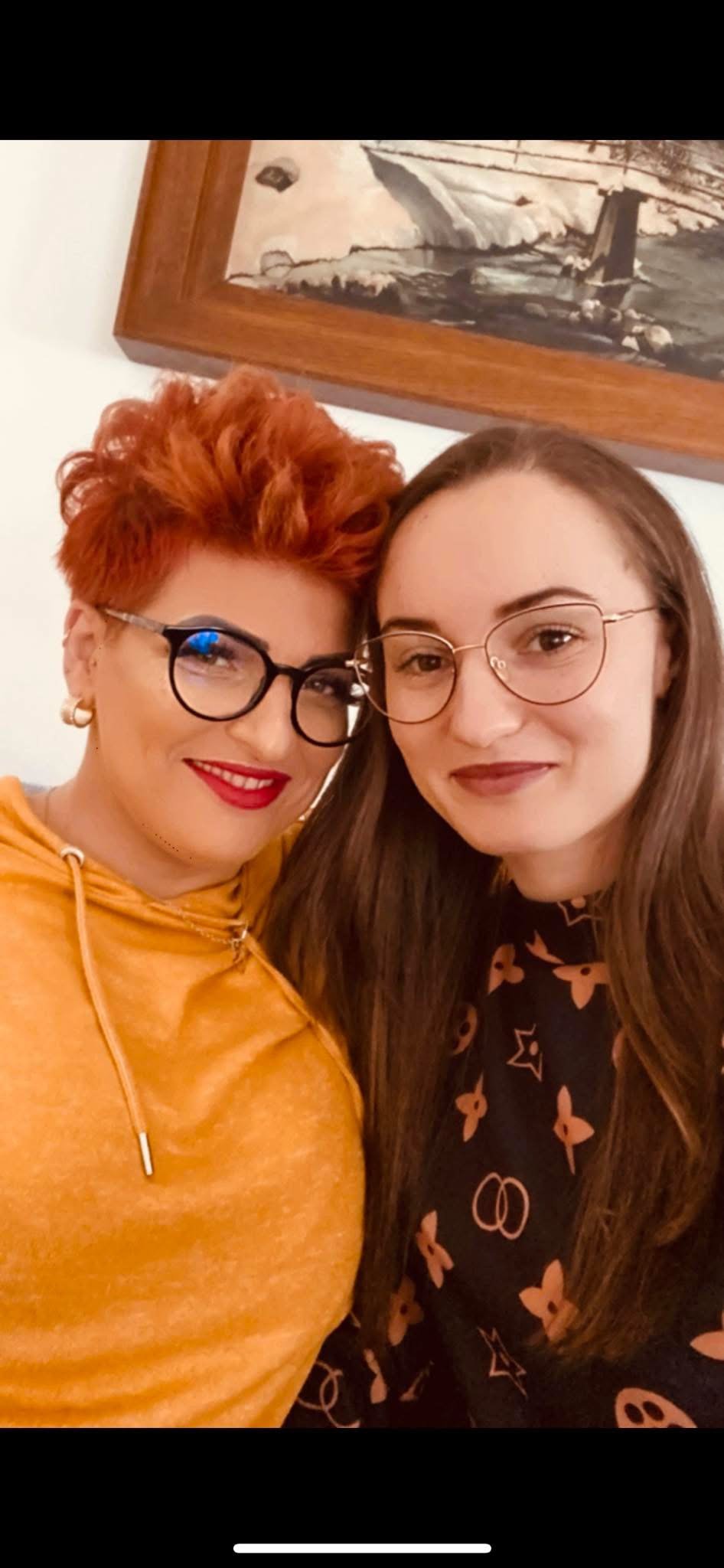 Jelena (30) Jelena (30)