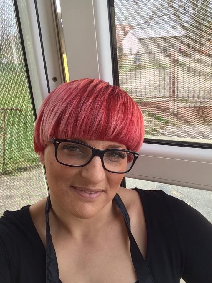 Jelena (43) Jelena (43)