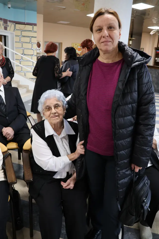 Jelena Harandi i Lidija Božek (3) Jelena Harandi i Lidija Božek (3)