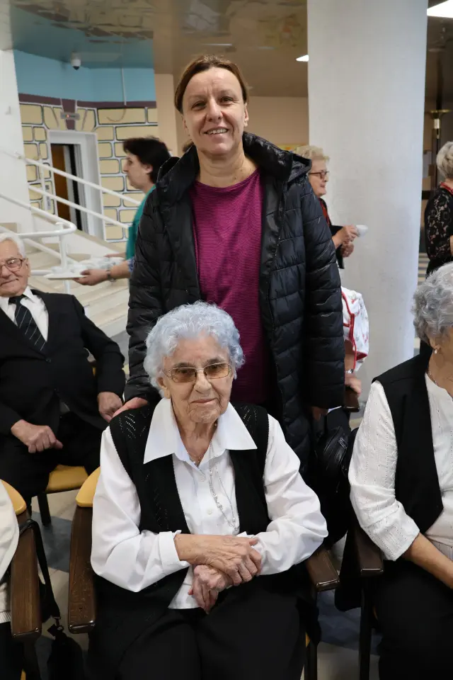 Jelena Harandi i Lidija Božek (6)