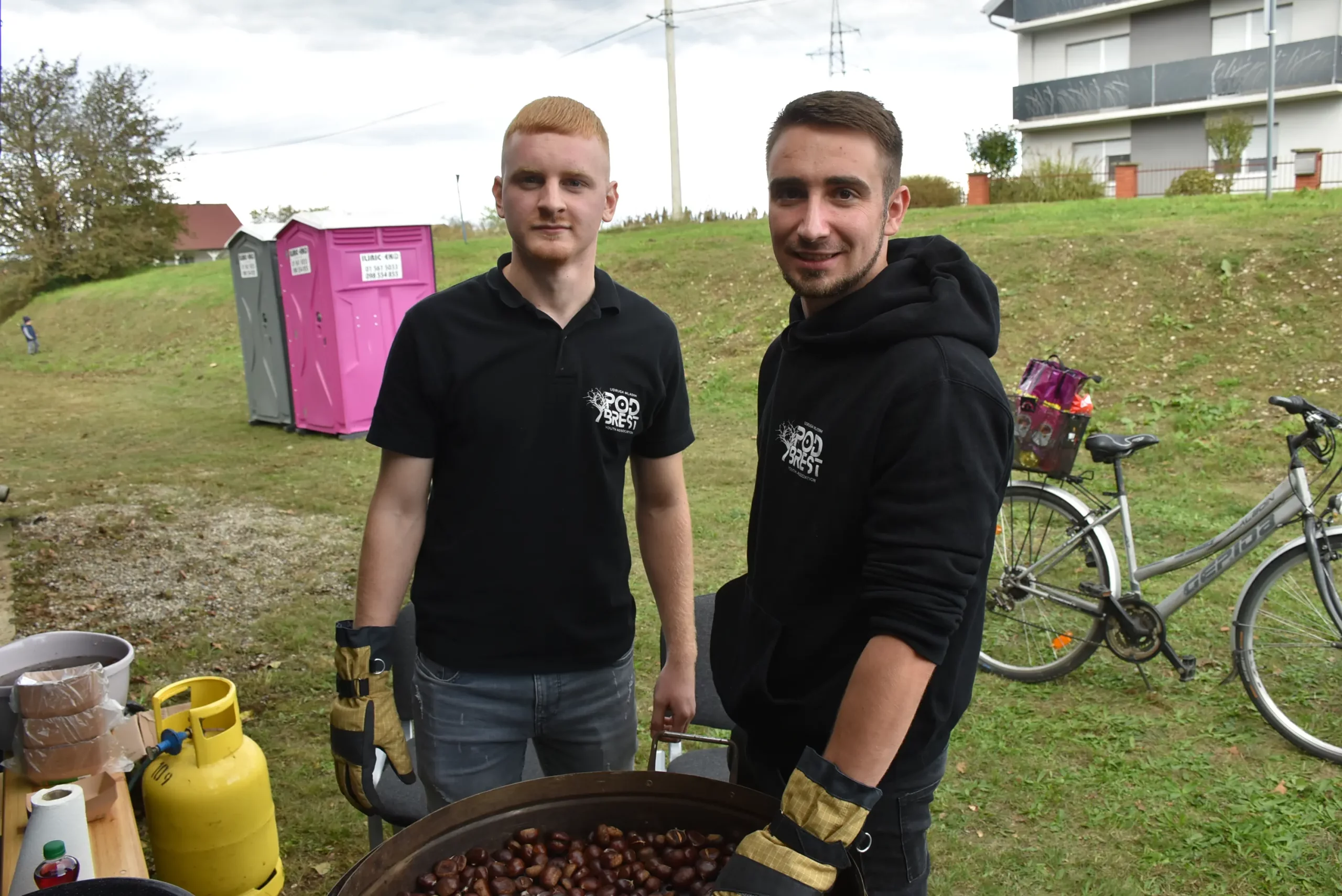 Jesenska kestenijada u Podbrestu 2024 (11) Jesenska kestenijada u Podbrestu 2024 (11)