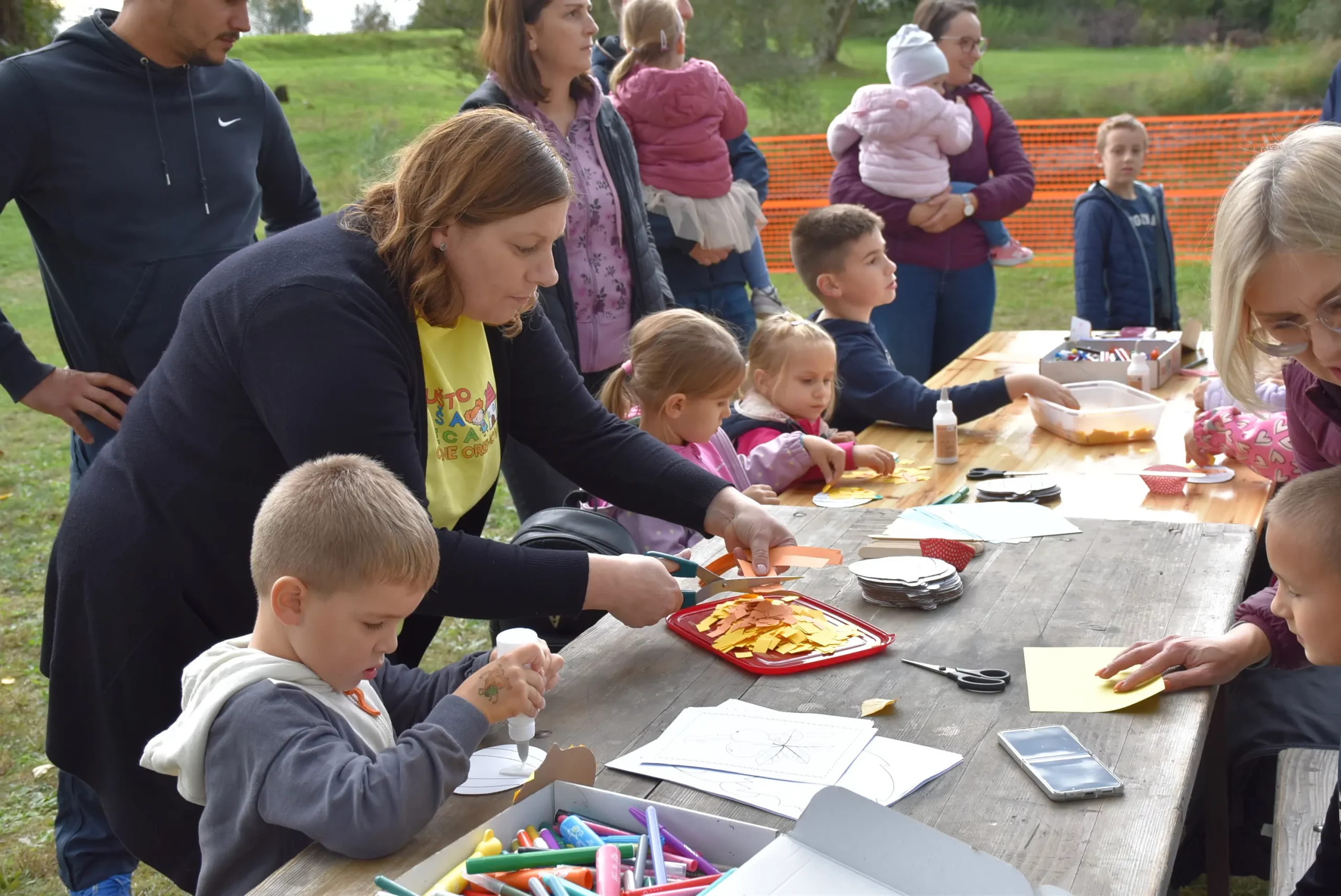 Jesenska kestenijada u Podbrestu 2024 (18) Jesenska kestenijada u Podbrestu 2024 (18)