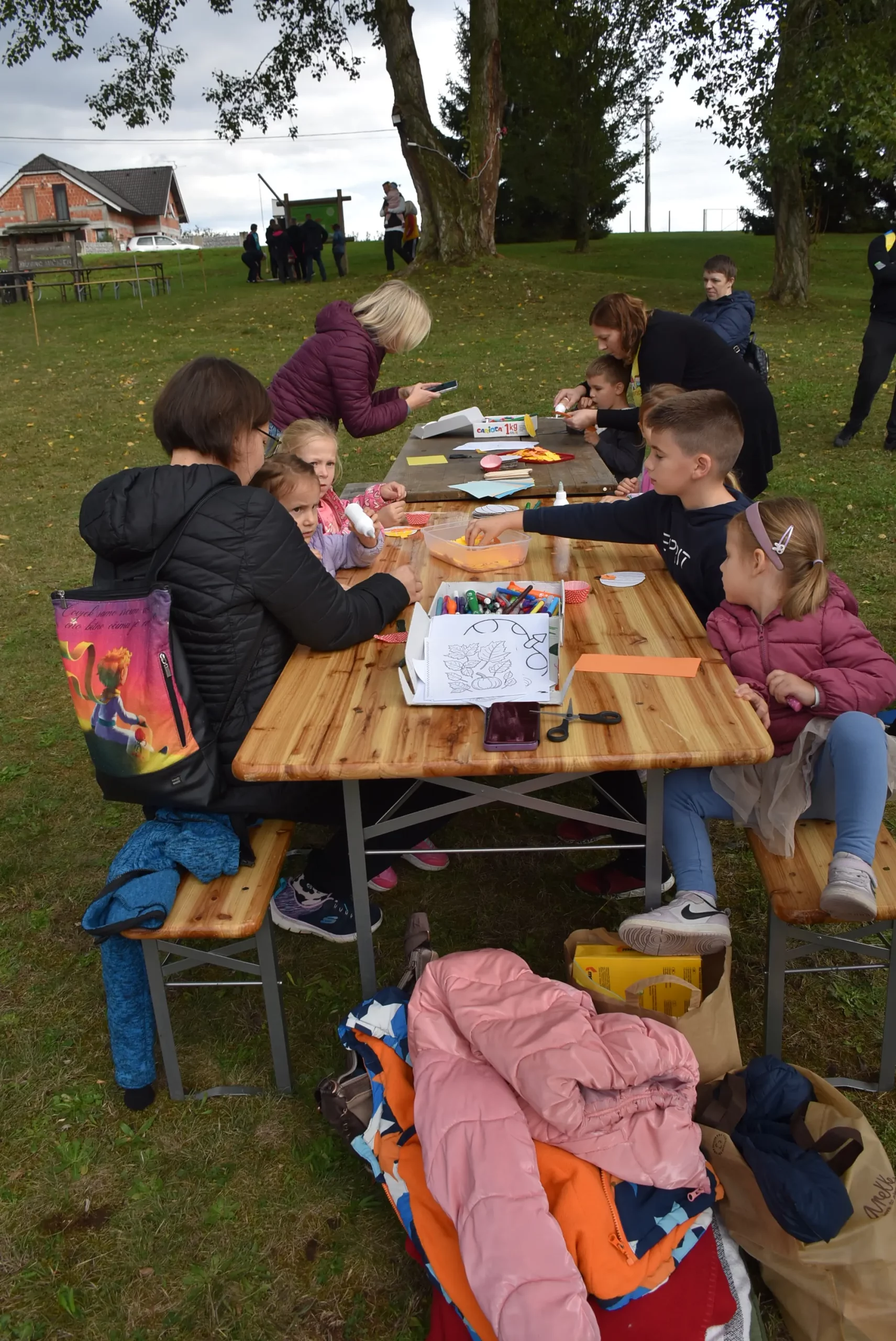 Jesenska kestenijada u Podbrestu 2024 (19) Jesenska kestenijada u Podbrestu 2024 (19)