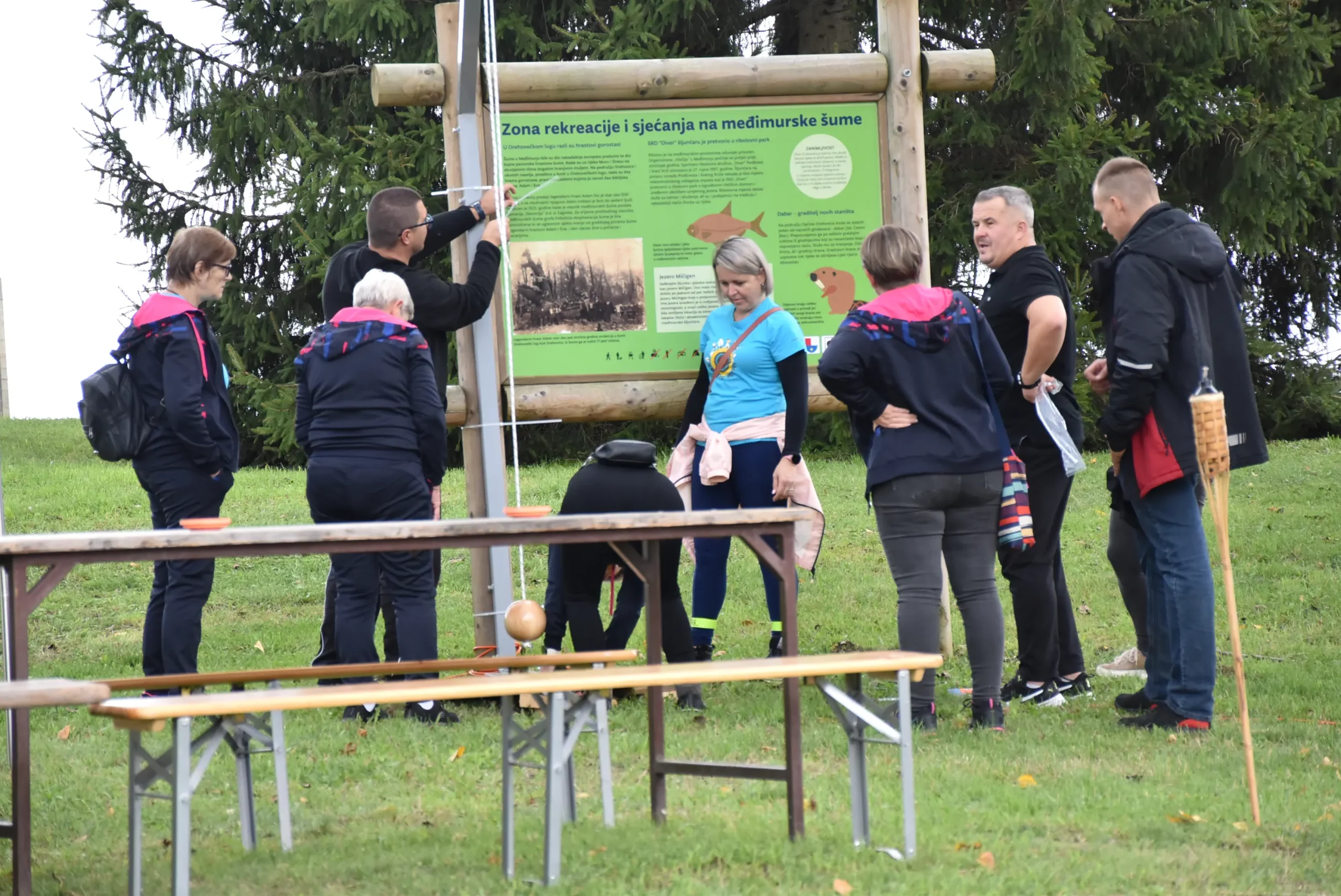 Jesenska kestenijada u Podbrestu 2024 (22) Jesenska kestenijada u Podbrestu 2024 (22)